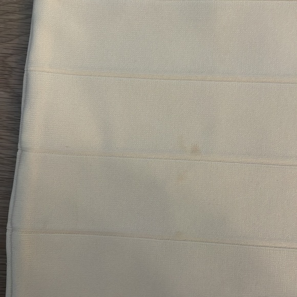 BCBGMAXAZRIA Bandage Bodycon Skirt Crop Top Set White Size Small - Picture 9 of 10